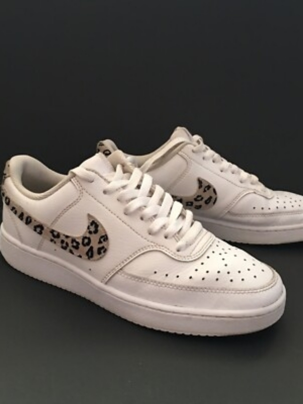 Nike Court Vision Low White Leopard Swoosh Print sneakers Sz 8.5 DD9665-100.